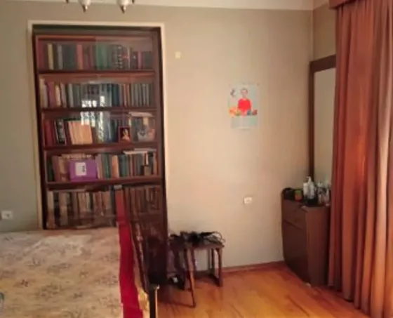 Იყიდება 5 ოთახიანი ბინას $118 000 თბილისში 135მ² 1/9 სართ თბილისი
