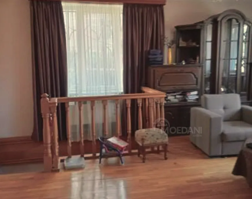 Продам 5-комн. квартиру 135м² 1/9 эт. Тбилиси - изображение 6