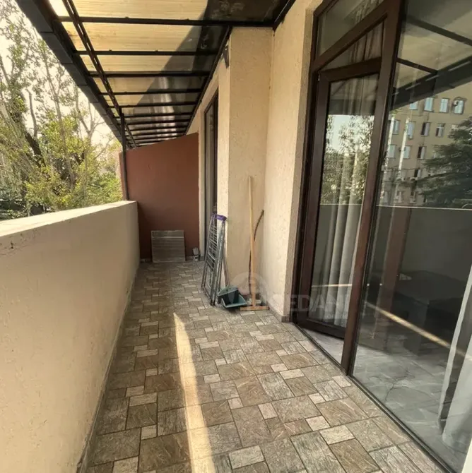 ქირავდება 2 ოთახიანი ბინა 48მ² 1/10 სართ თბილისი - photo 2