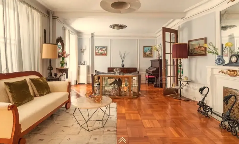 იყიდება 4 ოთახიანი ბინას 108მ² 2/9 სართ თბილისი - photo 1