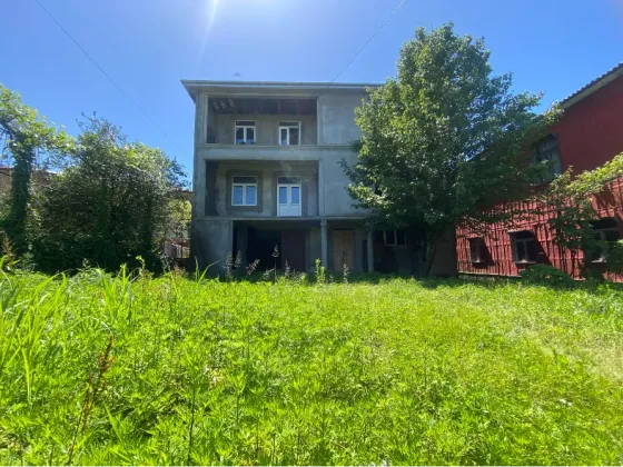 სახლი 662м² ქობულეთი