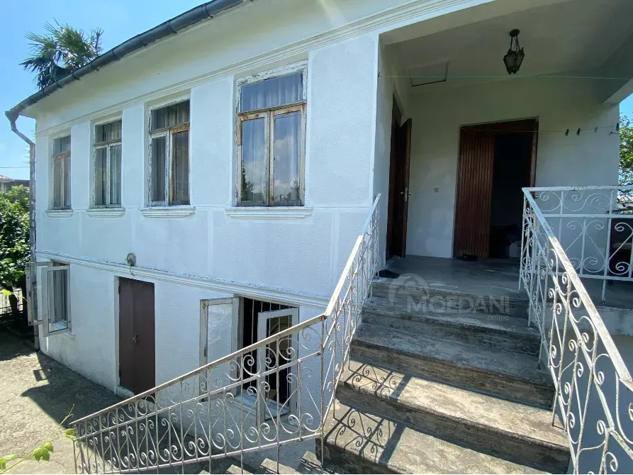 სახლი 388м² ქობულეთი - photo 1