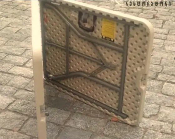 Складной стол металлическая конструкция Тбилиси