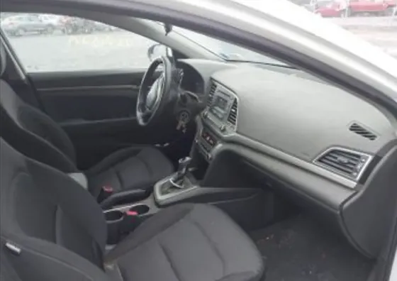 Hyundai Elantra 2018 თბილისი