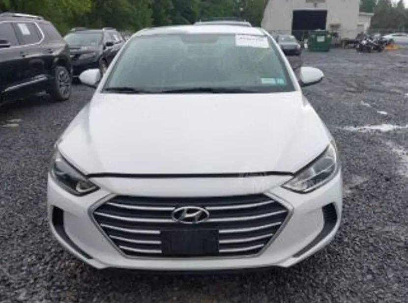 Hyundai Elantra 2018 Тбилиси - изображение 1