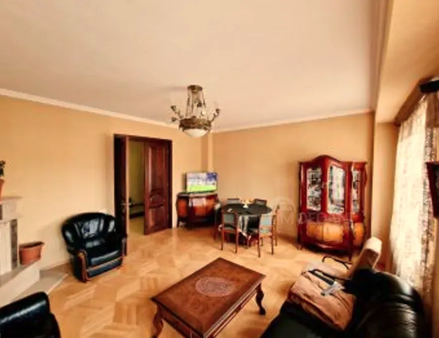 Продам 5-комн. квартиру 236м² 5/5 эт. Тбилиси - изображение 1