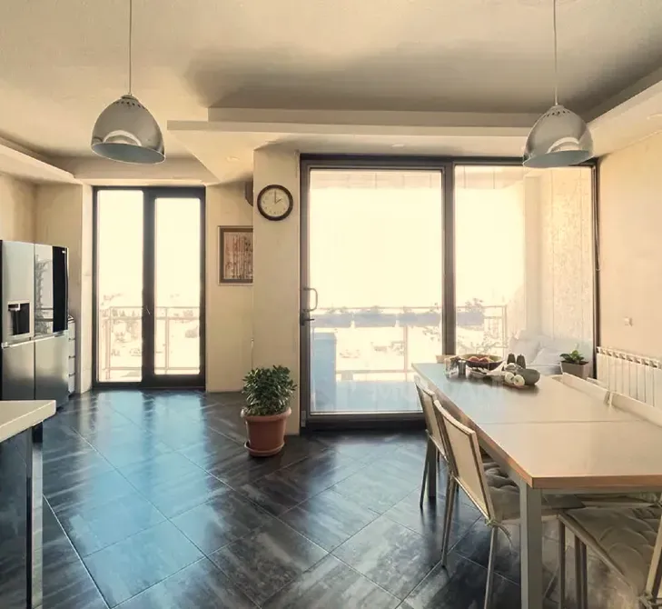 Продам 6-комн. квартиру 261м² 11/12 эт. Тбилиси - изображение 4