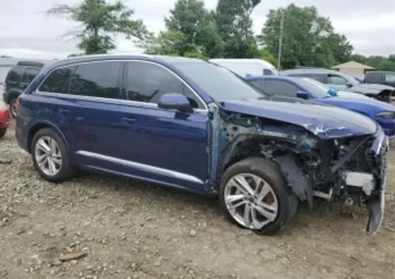 Audi Q7 2022 თბილისი
