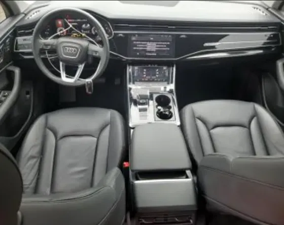 Audi Q7 2022 თბილისი