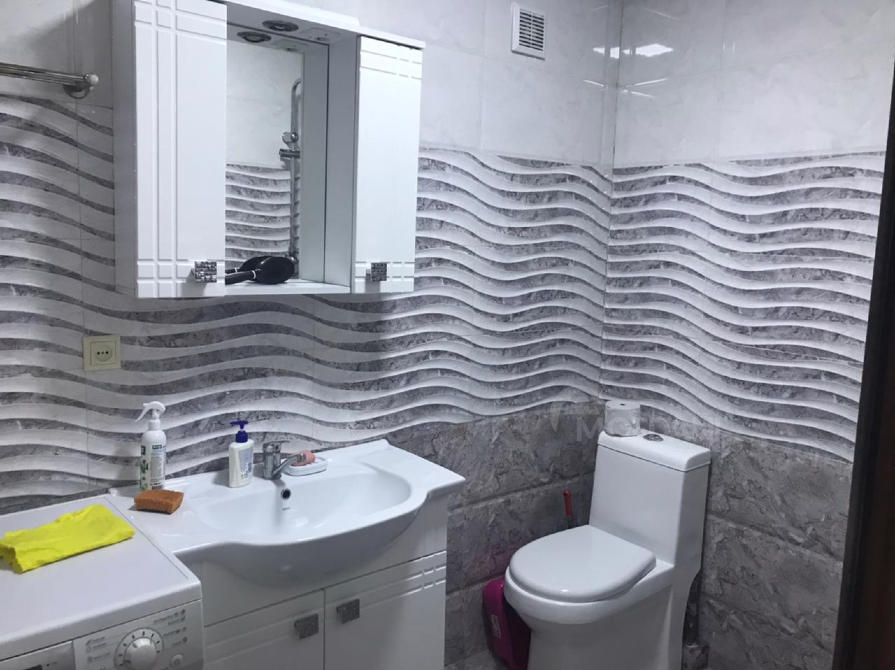 Short Term Rentals three-room 70m² 3/24 floor Batumi - photo 6