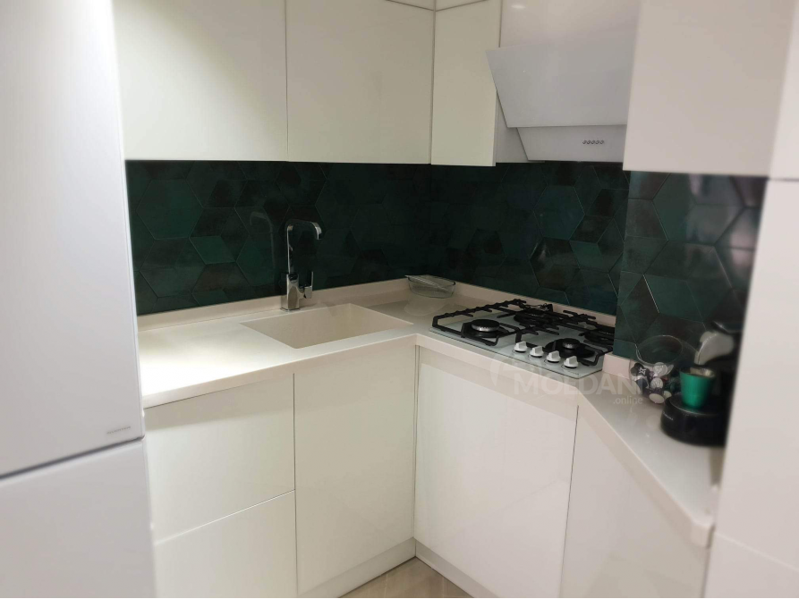 Short Term Rentals three-room 70m² 16/24 floor Batumi - photo 5