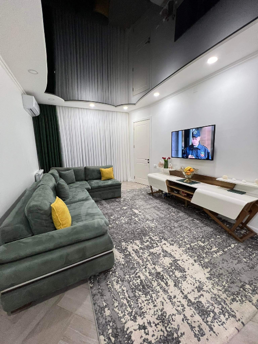 Short Term Rentals three-room 70m² 16/24 floor Batumi - photo 1