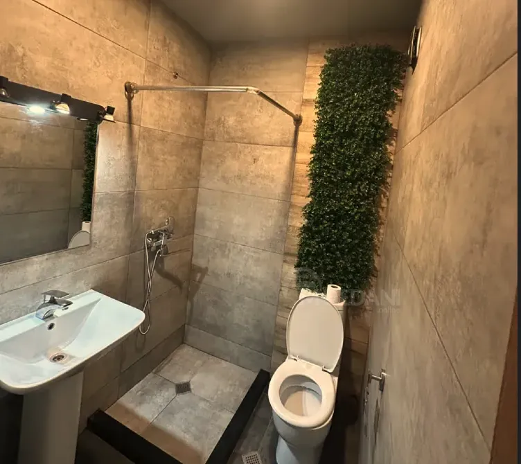 Сдам 3-комн. квартиру 80м² 2/9 эт. Тбилиси - изображение 2