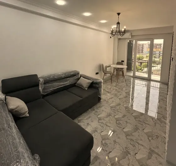 Იყიდება 2 ოთახიანი ბინას $63 000 თბილისში 50მ² 4/7 სართ თბილისი