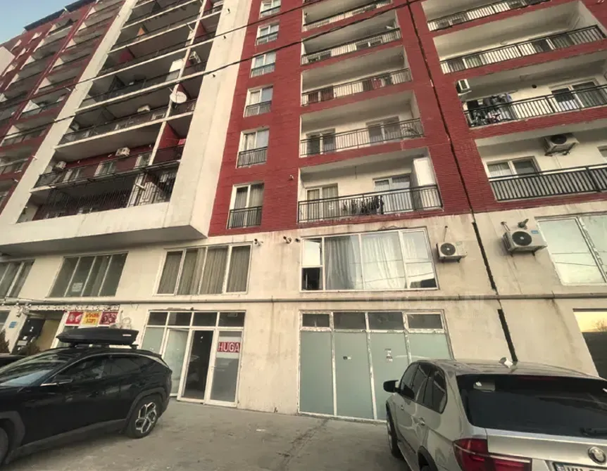 Იყიდება სავაჭრო კომერციული ფართი დიდ დიღომში თბილისი - photo 1