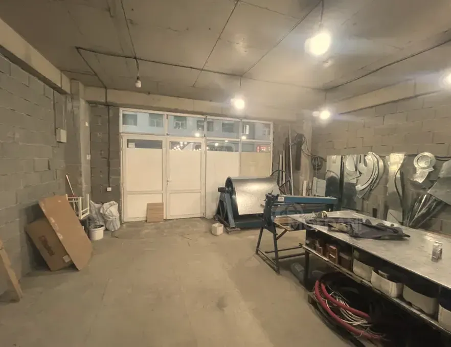 Იყიდება სავაჭრო კომერციული ფართი დიდ დიღომში თბილისი - photo 4