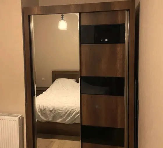 Იყიდება 2 ოთახიანი ბინას $52 000 თბილისში 42მ² 2/10 სართ თბილისი