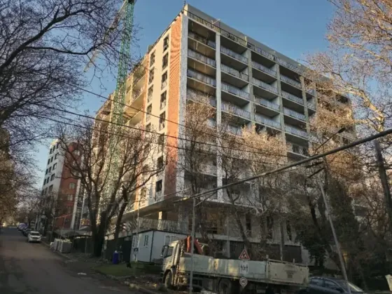Იყიდება 2 ოთახიანი ბინას $54 500 თბილისში 60მ² 6/8 სართ თბილისი