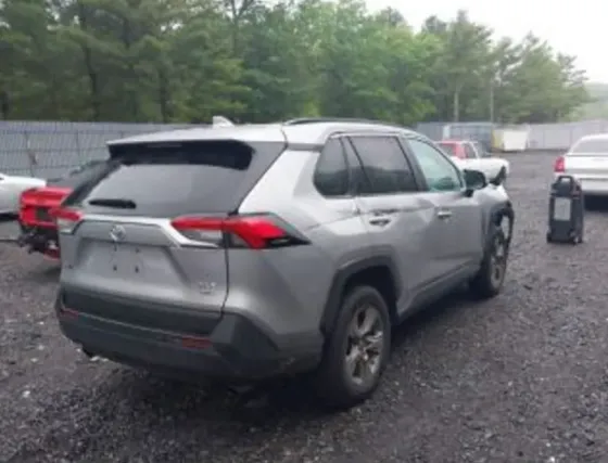 Toyota RAV4 2.5L 2024 Тбилиси