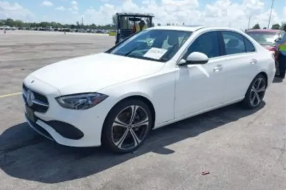 Mercedes C 2L 2025 Тбилиси