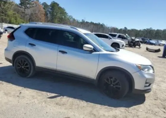 Nissan Rogue 2018 Тбилиси