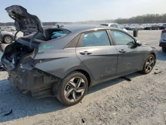 Hyundai Elantra 2023 Тбилиси