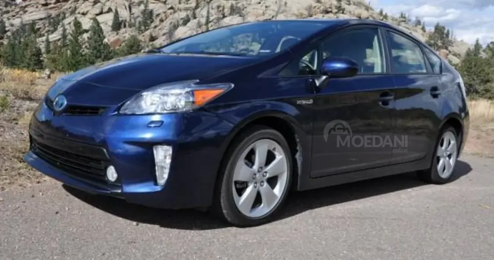 ქირავდება Toyota Prius 2012 თბილისი - photo 1