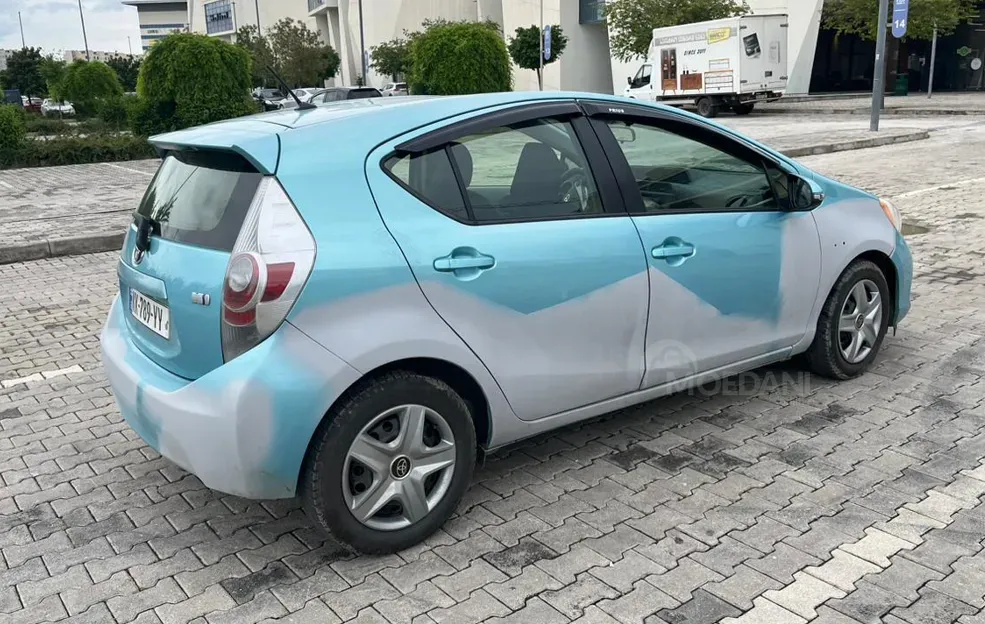 ქირავდება Toyota Prius C 2014 თბილისი - photo 2