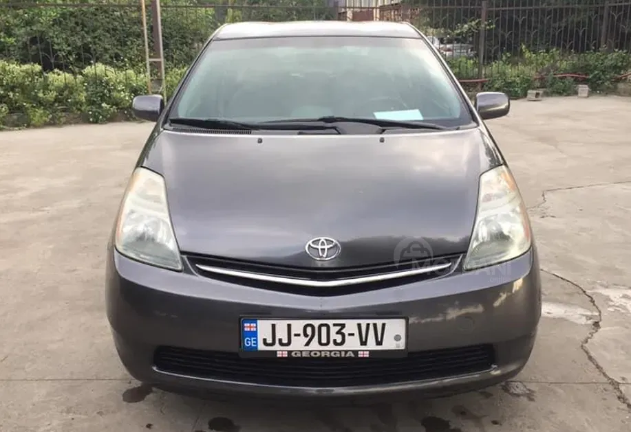 ქირავდება Toyota Prius 2012 თბილისი - photo 1