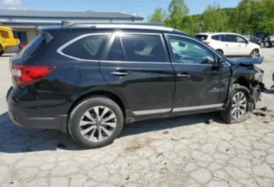 Subaru Outback 2018 Tbilisi