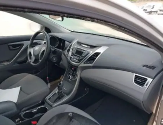 Hyundai Elantra 2016 Тбилиси