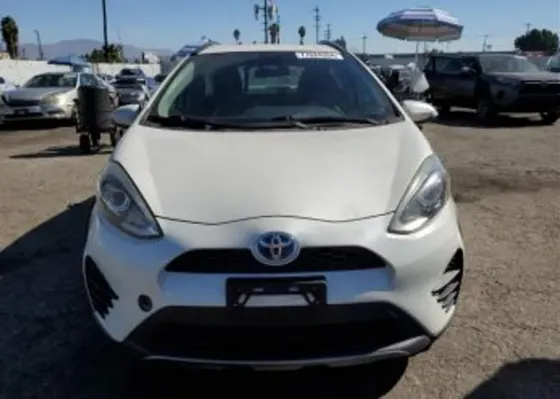 Toyota Prius 1.5L 2019 Тбилиси