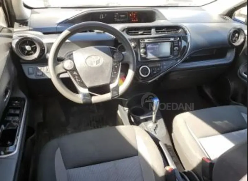 Toyota Prius 1.5L 2019 Тбилиси - изображение 3