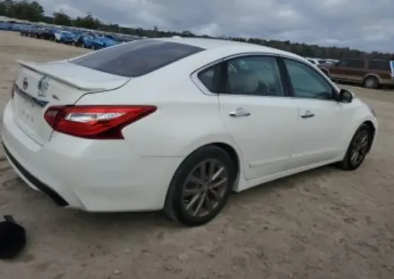 Nissan Altima 2016 Тбилиси