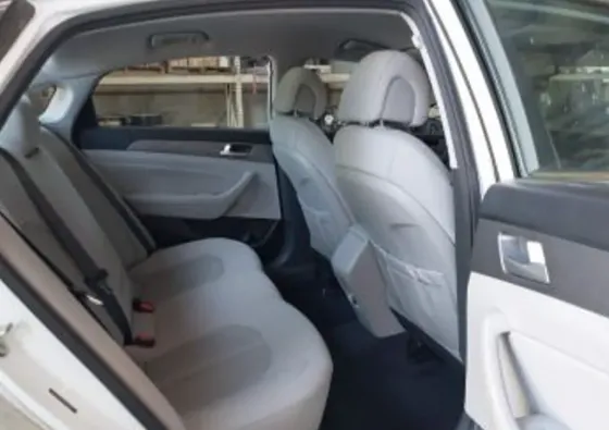 Hyundai Sonata 2015 თბილისი