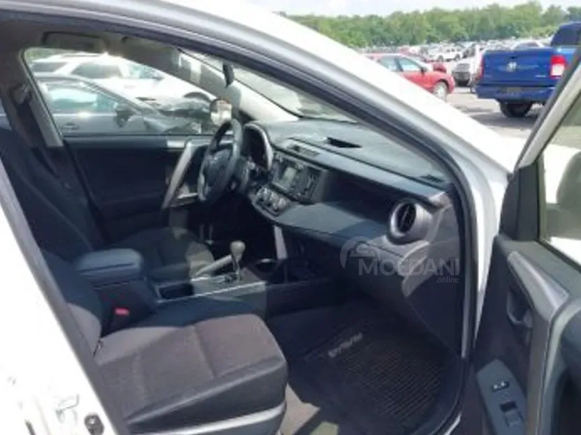 Toyota RAV4 2.5L 2016 Тбилиси - изображение 6