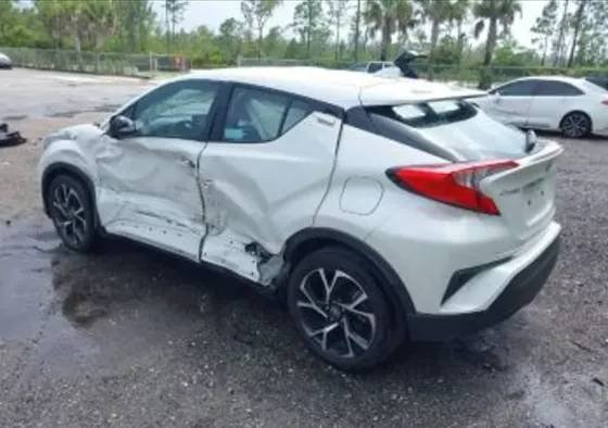Toyota C-HR 2L 2021 Тбилиси