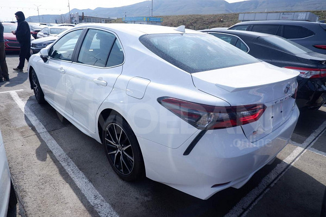 იყიდება 2022 წლიანი TOYOTA CAMRY რუსთავში თბილისი - photo 2