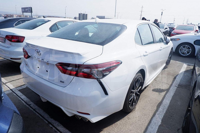 იყიდება 2022 წლიანი TOYOTA CAMRY რუსთავში თბილისი - photo 6