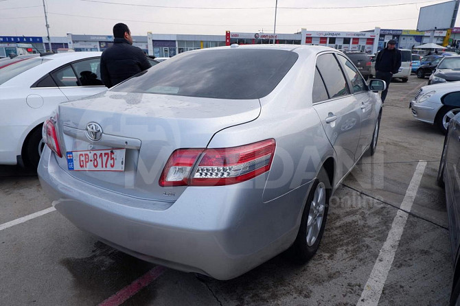 იყიდება 2011 წლიანი TOYOTA CAMRY რუსთავში თბილისი - photo 2