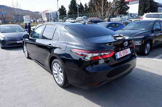 იყიდება 2021 წლიანი TOYOTA CAMRY რუსთავში თბილისი