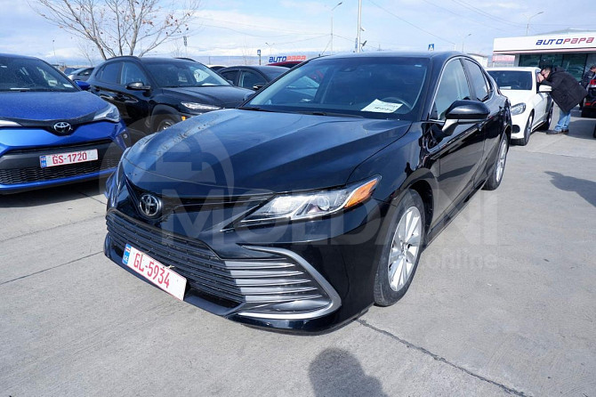 იყიდება 2021 წლიანი TOYOTA CAMRY რუსთავში თბილისი - photo 1