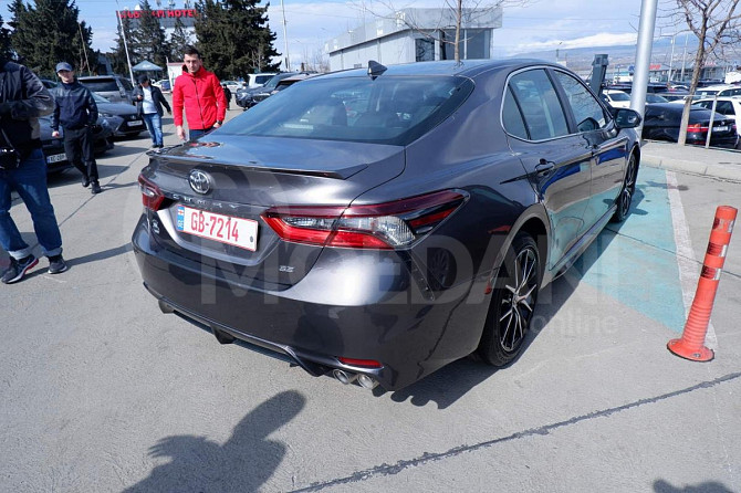 იყიდება 2022 წლიანი TOYOTA CAMRY რუსთავში თბილისი - photo 4