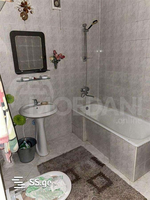Сдам 4-комн. квартиру 111м² 3/9 эт. Тбилиси - изображение 5