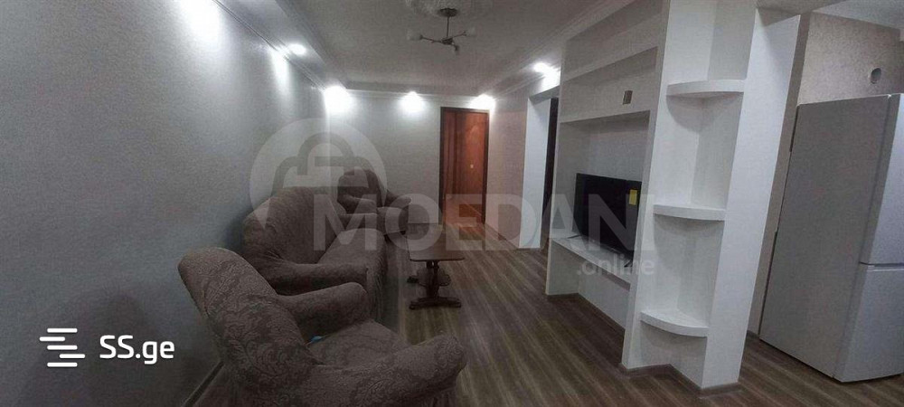 ქირავდება 3 ოთახიანი ბინა 70მ² 7/9 სართ თბილისი - photo 1