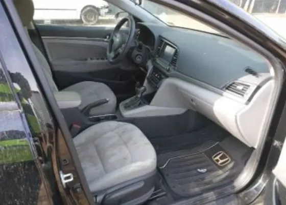 Hyundai Elantra 2017 Тбилиси