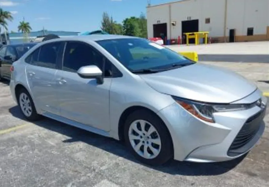 Toyota Corolla 1.8L 2020 Тбилиси - изображение 2