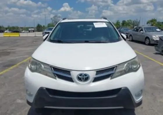 Toyota RAV4 2.5L 2015 Тбилиси