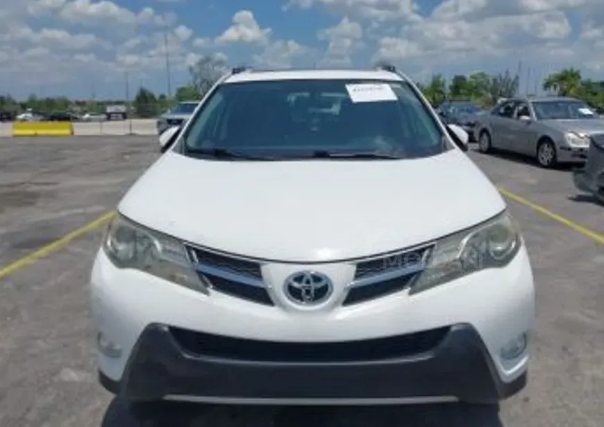 Toyota RAV4 2.5L 2015 Тбилиси - изображение 1