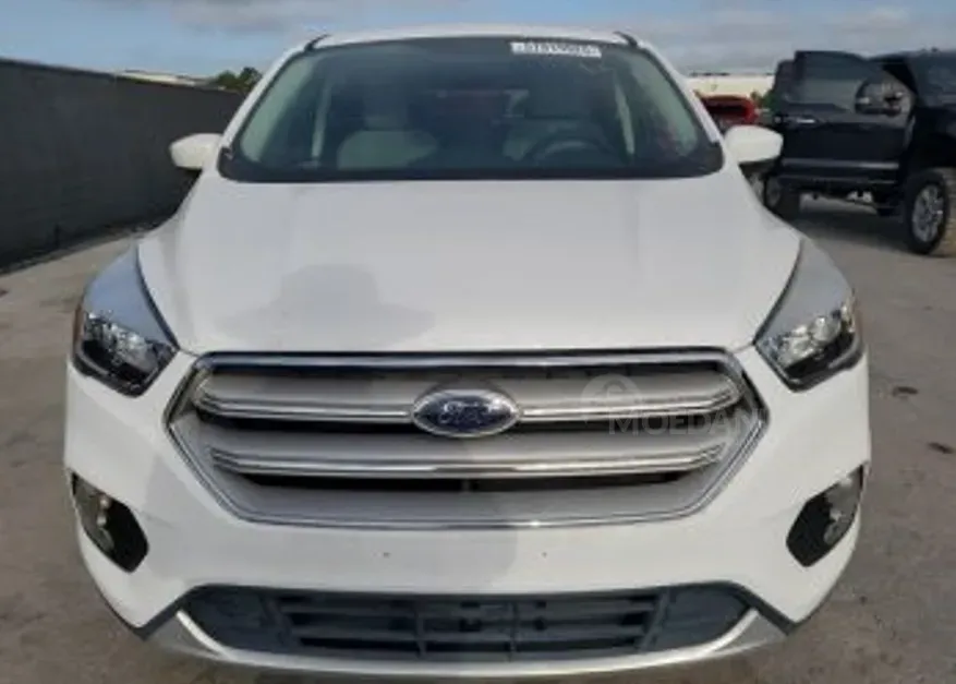 Ford Escape 1.5L 2019 Тбилиси - изображение 1